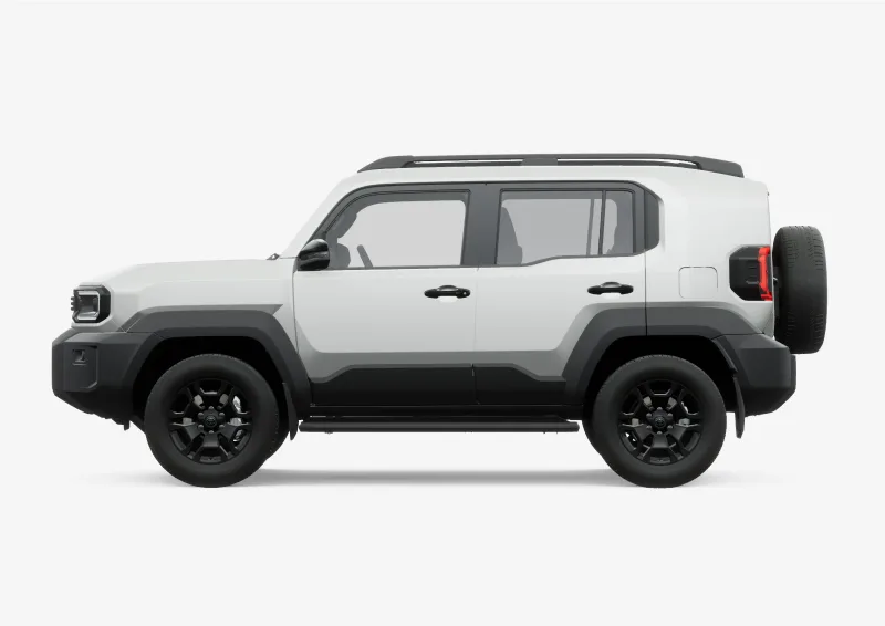 LAND-CRUISER-FJ-WX-PLATINUM-LATERAL